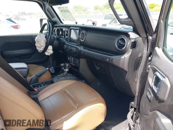 ✅ 2020 Jeep Wrangler Unlimited Sport • VIN: 1C4HJXDG1LW201374 • Lot: 42160354. Listed on IAAI with 46,539 mi. Free auction sales archive from the USA and detailed vehicle history report at DreamBid. Image 5.