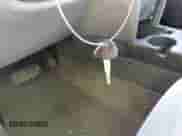 2004 Hyundai Santa Fe GLS z VIN KM8SC73DX4U624809, wystawiony jako IAAI lot #40739378 z przebiegiem 237 778 mil mil oraz . Historia ofert i sprzedaży dostępna na DreamBid. Obrazek 11.