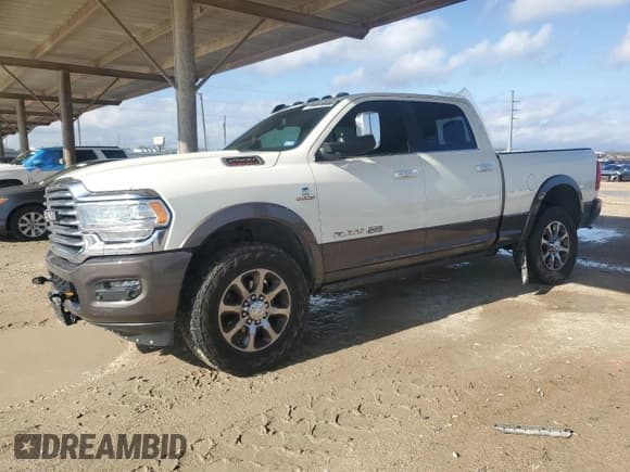 ✅ 2021 Ram 2500 Longhorn • VIN: 3C6UR5GL6MG582490 • Lot: 86651644. Wystawiony na Copart z przebiegiem 74 974 mil. Bezpłatny archiwum sprzedaży aukcyjnych z USA i szczegółowy raport historii pojazdu na DreamBid. Zdjęcie 1.