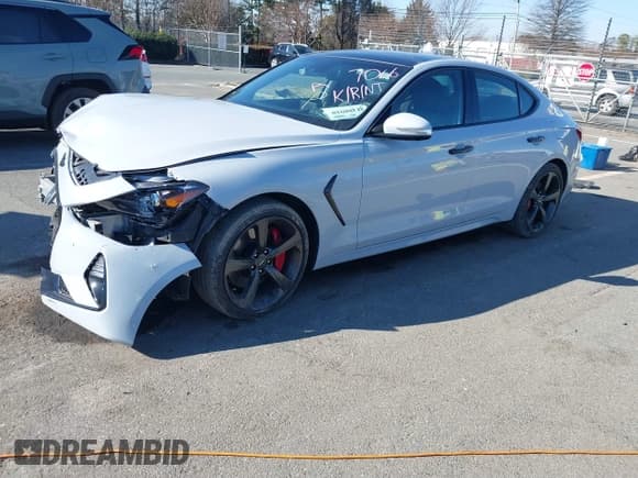 ✅ 2020 Genesis G70 3.3T • VIN: KMTG34LE6LU047066 • Lot: 41488910. Wystawiony na IAAI z przebiegiem 29 031 mil. Bezpłatny archiwum sprzedaży aukcyjnych z USA i szczegółowy raport historii pojazdu na DreamBid. Zdjęcie 17.