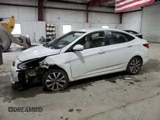 ✅ 2017 Hyundai Accent SE • VIN: KMHCT4AE1HU271347 • Лот: 79301863. Опубликован ранее на Copart с пробегом 47 861 миль. Бесплатный доступ к архиву аукционных продаж из США и подробный отчёт об истории автомобиля на DreamBid. Изображение 1.