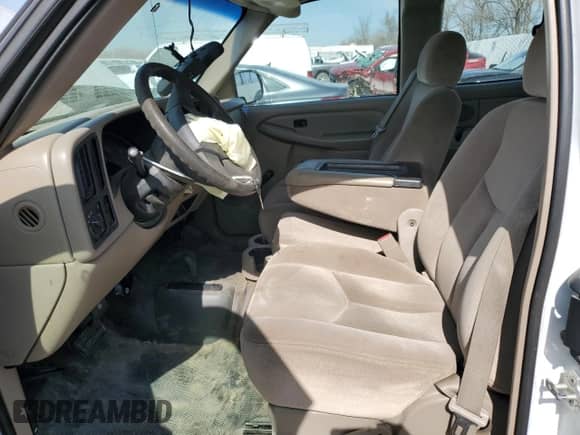 2006 GMC Sierra 1500 Work Truck with VIN 2GTEK19V361303386, listed as a Copart auction lot 48389555 with Not provided miles and Salvage title. Bid and sale history available at DreamBid. Image 7.