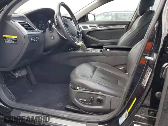 ✅ 2016 Hyundai Genesis 3.8L • VIN: KMHGN4JE3GU127356 • Lot: 84944914. Wystawiony na Copart z przebiegiem 72 784 mil. Bezpłatny archiwum sprzedaży aukcyjnych z USA i szczegółowy raport historii pojazdu na DreamBid. Zdjęcie 7.