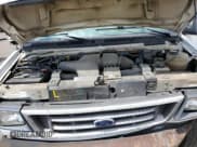 ✅ 2006 Ford Econoline Cargo • VIN: 1FTNE24W46HA18495 • Lot: 62740785. Wystawiony na Copart z przebiegiem 196 811 mil. Bezpłatny archiwum sprzedaży aukcyjnych z USA i szczegółowy raport historii pojazdu na DreamBid. Zdjęcie 11.