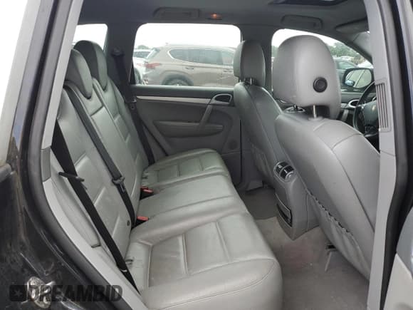 ✅ 2009 Porsche Cayenne • VIN: WP1AA29P19LA07739 • Lot: 56726875. Wystawiony na Copart z przebiegiem 216 589 mil. Bezpłatny archiwum sprzedaży aukcyjnych z USA i szczegółowy raport historii pojazdu na DreamBid. Zdjęcie 11.