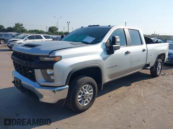 ✅ 2020 Chevrolet Silverado 2500HD Work Truck • VIN: 1GC1WLEY0LF305275 • Lot: 43217377. Listed on IAAI with 116,239 mi. Free auction sales archive from the USA and detailed vehicle history report at DreamBid. Image 2.