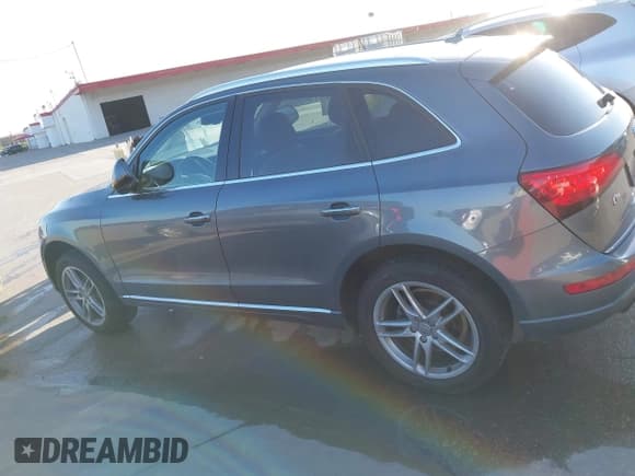 ✅ 2016 Audi Q5 Premium Plus • VIN: WA1L2AFP4GA129102 • Lot: 43687376. Wystawiony na IAAI z przebiegiem 177 736 mil. Bezpłatny archiwum sprzedaży aukcyjnych z USA i szczegółowy raport historii pojazdu na DreamBid. Zdjęcie 14.