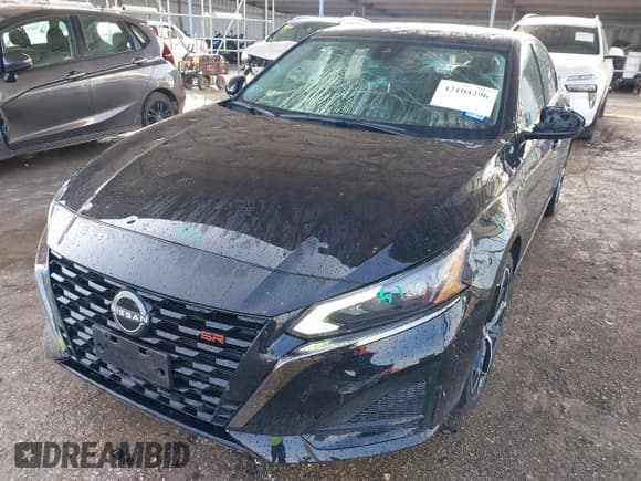 ✅ 2024 Nissan Altima SR • VIN: 1N4BL4CV5RN377816 • Лот: 42104296. Опубликован ранее на IAAI с пробегом 21 797 миль. Бесплатный доступ к архиву аукционных продаж из США и подробный отчёт об истории автомобиля на DreamBid. Изображение 6.