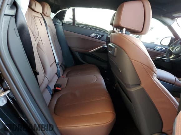 ✅ 2023 BMW X6 xDrive40i • VIN: 5UXCY6C04P9P41549 • Лот: 72972152. Опубликован ранее на Copart с пробегом Не указан. Бесплатный доступ к архиву аукционных продаж из США и подробный отчёт об истории автомобиля на DreamBid. Изображение 11.