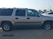 ✅ 2002 Chevrolet Suburban LT • VIN: 1GNEC16T42J236126 • Лот: 42287440. Опубликован ранее на IAAI с пробегом 285 872 миль. Бесплатный доступ к архиву аукционных продаж из США и подробный отчёт об истории автомобиля на DreamBid. Изображение 12.
