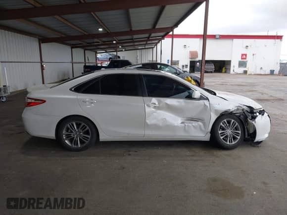 2015 Toyota Camry LE z VIN 4T1BD1FK2FU142956, wystawiony jako IAAI lot #42068502 z przebiegiem 104 135 mil mil oraz . Historia ofert i sprzedaży dostępna na DreamBid. Obrazek 14.