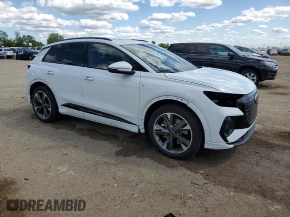 ✅ 2024 Audi Q4 e-tron Premium Plus • VIN: WA1LUBFZ9RP065933 • Lot: 57304205. Listed on Copart with 3,897 mi. Free auction sales archive from the USA and detailed vehicle history report at DreamBid. Image 4.