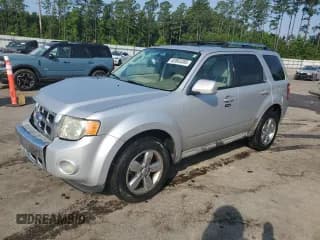 ✅ 2009 Ford Escape Limited • VIN: 1FMCU04779KB96458 • Lot: 62063385. Listed on Copart with 178,516 mi. Free auction sales archive from the USA and detailed vehicle history report at DreamBid. Image 1.