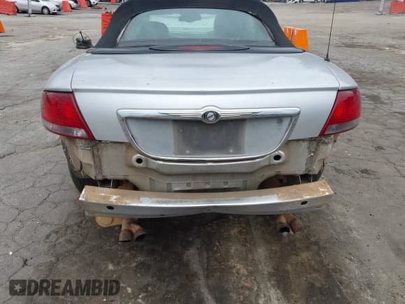 ✅ 2001 Chrysler Sebring LXi • VIN: 1C3EL55UX1N500410 • Lot: 43335218. Wystawiony na IAAI z przebiegiem 274 498 mil. Bezpłatny archiwum sprzedaży aukcyjnych z USA i szczegółowy raport historii pojazdu na DreamBid. Zdjęcie 6.