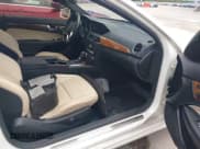 ✅ 2012 Mercedes-Benz C 250 • VIN: WDDGJ4HB4CF756706 • Lot: 43286137. Wystawiony na IAAI z przebiegiem 150 027 mil. Bezpłatny archiwum sprzedaży aukcyjnych z USA i szczegółowy raport historii pojazdu na DreamBid. Zdjęcie 5.