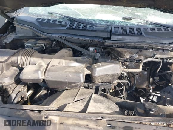 ✅ 2019 Ford F-250 XL • VIN: 1FT7W2B69KEG82649 • Lot: 42119089. Listed on IAAI with 147,490 mi. Free auction sales archive from the USA and detailed vehicle history report at DreamBid. Image 10.