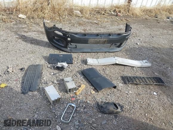 ✅ 2015 Jeep Renegade Limited • VIN: ZACCJADT1FPB47886 • Lot: 43348926. Wystawiony na IAAI z przebiegiem 127 293 mil. Bezpłatny archiwum sprzedaży aukcyjnych z USA i szczegółowy raport historii pojazdu na DreamBid. Zdjęcie 12.