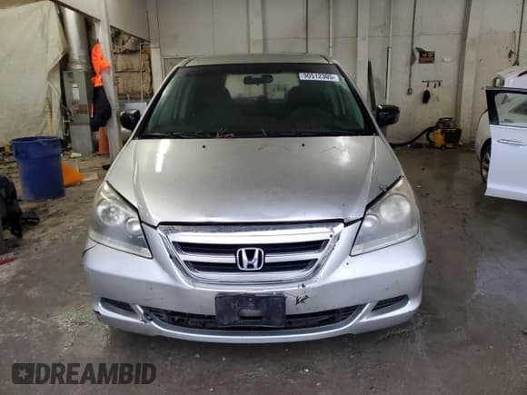 ✅ 2005 Honda Odyssey LX • VIN: 5FNRL38245B086878 • Лот: 90512305. Опубликован ранее на Copart с пробегом 202 902 миль. Бесплатный доступ к архиву аукционных продаж из США и подробный отчёт об истории автомобиля на DreamBid. Изображение 5.