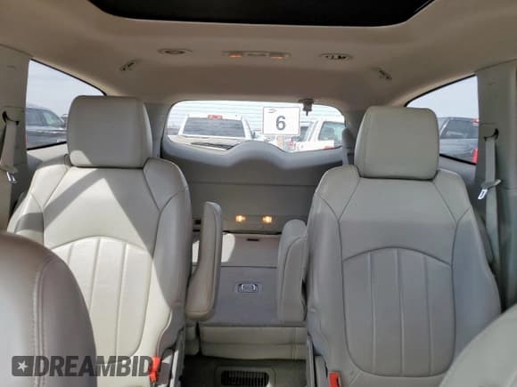 ✅ 2016 Buick Enclave Premium • VIN: 5GAKRCKD7GJ109531 • Лот: 83933455. Опубликован ранее на Copart с пробегом 246 272 миль. Бесплатный доступ к архиву аукционных продаж из США и подробный отчёт об истории автомобиля на DreamBid. Изображение 10.