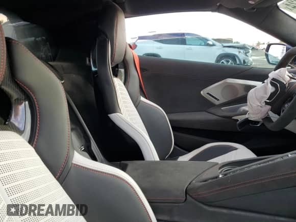 2023 Chevrolet Corvette 3LT с VIN 1G1YC2D49P5500537, выставлен на аукционе Copart как лот 79629424 с пробегом 932 миль миль и Чистый • Clean title. История ставок и продаж доступна на DreamBid. Изображение 10.