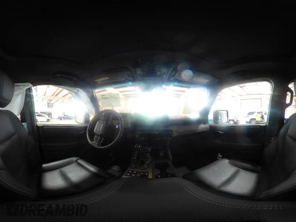 ✅ 2025 Toyota Land Cruiser 1958 Edition • VIN: JTEABFAJ9S5012075 • Lot: 42774869. Wystawiony na IAAI z przebiegiem 5 755 mil. Bezpłatny archiwum sprzedaży aukcyjnych z USA i szczegółowy raport historii pojazdu na DreamBid. Zdjęcie 18.