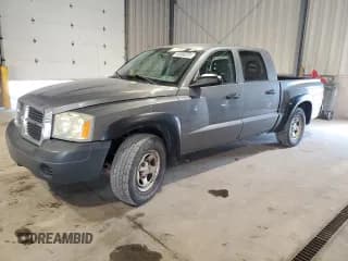 ✅ 2006 Dodge Dakota ST • VIN: 1D7HW28K96S510823 • Lot: 80066375. Wystawiony na Copart z przebiegiem 72 953 mil. Bezpłatny archiwum sprzedaży aukcyjnych z USA i szczegółowy raport historii pojazdu na DreamBid. Zdjęcie 1.