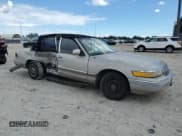 ✅ 1992 Mercury Grand Marquis GS • VIN: 2MELM74WXNX754605 • Lot: 72594934. Wystawiony na Copart z przebiegiem 50 391 mil. Bezpłatny archiwum sprzedaży aukcyjnych z USA i szczegółowy raport historii pojazdu na DreamBid. Zdjęcie 4.
