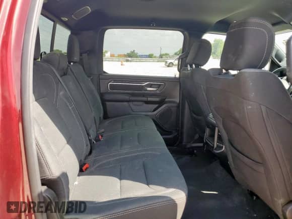 2023 Ram 1500 Lone Star z VIN 1C6RREMT5PN664930, wystawiony jako Copart lot #59373555 z przebiegiem 27 832 mil mil oraz Szkoda całkowita • Salvage title. Historia ofert i sprzedaży dostępna na DreamBid. Obrazek 10.