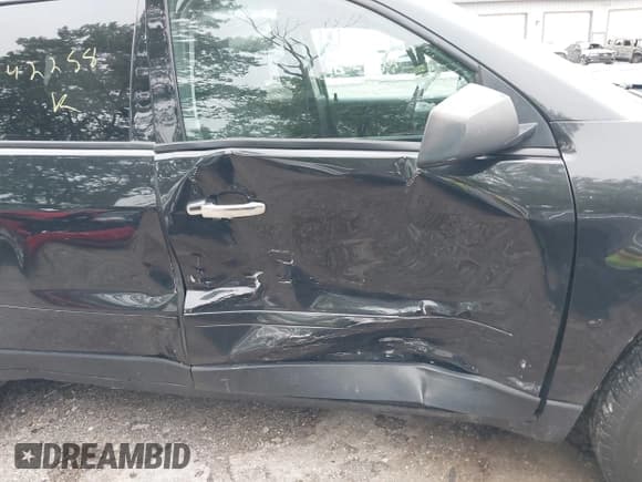 ✅ 2014 GMC Acadia SLE • VIN: 1GKKVPKD3EJ342258 • Lot: 42326463. Wystawiony na IAAI z przebiegiem 177 893 mil. Bezpłatny archiwum sprzedaży aukcyjnych z USA i szczegółowy raport historii pojazdu na DreamBid. Zdjęcie 6.