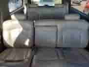 2001 Chevrolet Suburban LT с VIN 3GNFK16T41G247375, выставлен на аукционе Copart как лот 79887714 с пробегом 259 920 миль миль и Списание • Salvage title. История ставок и продаж доступна на DreamBid. Изображение 10.