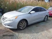 ✅ 2012 Hyundai Sonata SE • VIN: 5NPEC4AB2CH387047 • Lot: 43681678. Listed on IAAI with 171,900 mi. Free auction sales archive from the USA and detailed vehicle history report at DreamBid. Image 2.