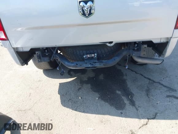 ✅ 2015 Ram 1500 Express • VIN: 1C6RR6KG7FS742720 • Lot: 42966760. Listed on IAAI with 101,198 mi. Free auction sales archive from the USA and detailed vehicle history report at DreamBid. Image 6.