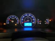 ✅ 2011 Hyundai Santa Fe SE • VIN: 5XYZHDAG8BG061824 • Lot: 77025964. Listed on Copart with 149,741 mi. Free auction sales archive from the USA and detailed vehicle history report at DreamBid. Image 9.