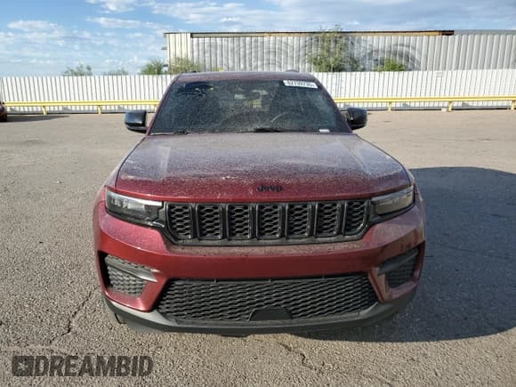 ✅ 2023 Jeep Grand Cherokee Altitude • VIN: 1C4RJGAGXPC534253 • Lot: 82739735. Listed on Copart with 34,033 mi. Free auction sales archive from the USA and detailed vehicle history report at DreamBid. Image 5.