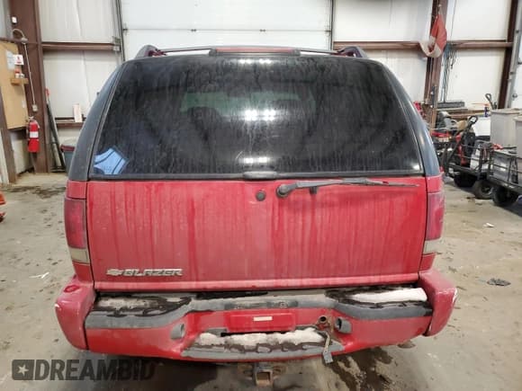 ✅ 2004 Chevrolet Blazer LS • VIN: 1GNDT13X74K135842 • Lot: 88778375. Wystawiony na Copart z przebiegiem 224 333 mil. Bezpłatny archiwum sprzedaży aukcyjnych z USA i szczegółowy raport historii pojazdu na DreamBid. Zdjęcie 6.
