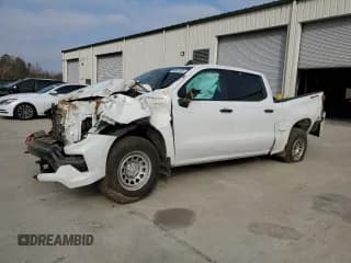 ✅ 2024 Chevrolet Silverado 1500 Work Truck • VIN: 1GCPDAEK5RZ260180 • Лот: 44041695. Опубликован ранее на Copart с пробегом 9 010 миль. Бесплатный доступ к архиву аукционных продаж из США и подробный отчёт об истории автомобиля на DreamBid. Изображение 1.