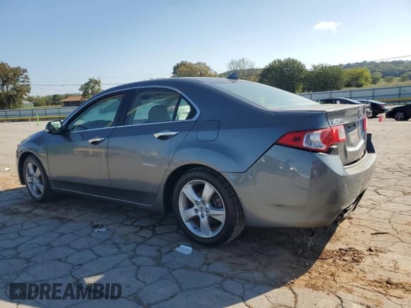✅ 2010 Acura TSX • VIN: JH4CU2F6XAC002524 • Lot: 81679165. Wystawiony na Copart z przebiegiem 95 012 mil. Bezpłatny archiwum sprzedaży aukcyjnych z USA i szczegółowy raport historii pojazdu na DreamBid. Zdjęcie 2.