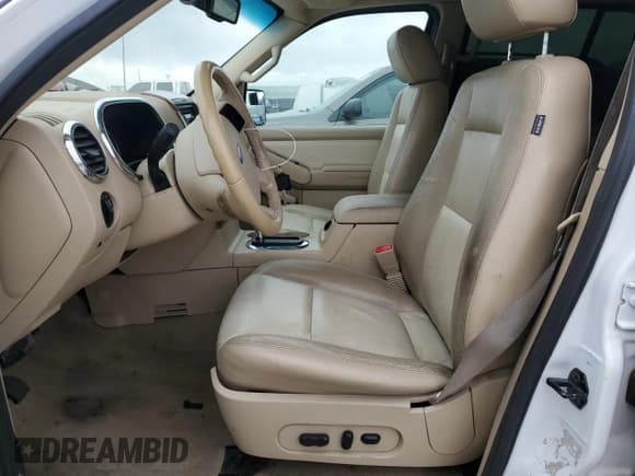 ✅ 2006 Ford Explorer Eddie Bauer • VIN: 1FMEU74EX6UA80851 • Lot: 53655065. Listed on Copart with 108,903 mi. Free auction sales archive from the USA and detailed vehicle history report at DreamBid. Image 7.