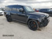 ✅ 2023 Land Rover Defender X-Dynamic SE • VIN: SALE2FEU9P2226186 • Lot: 43362315. Wystawiony na Copart z przebiegiem Nie podano. Bezpłatny archiwum sprzedaży aukcyjnych z USA i szczegółowy raport historii pojazdu na DreamBid. Zdjęcie 4.