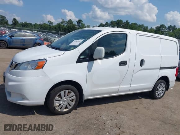 ✅ 2018 Nissan NV200 SV • VIN: 3N6CM0KN6JK698244 • Lot: 42792347. Listed on IAAI with 206,320 mi. Free auction sales archive from the USA and detailed vehicle history report at DreamBid. Image 14.
