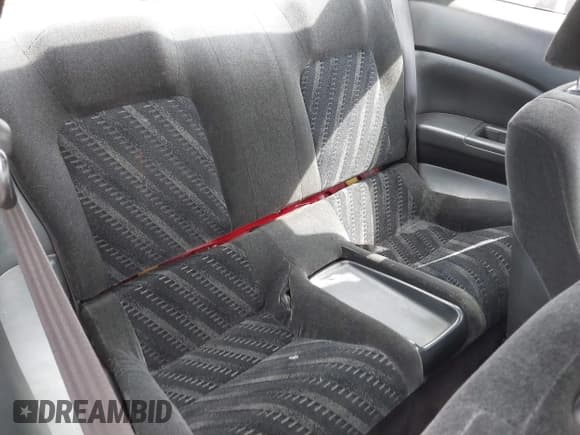 ✅ 1999 Honda Prelude • VIN: JHMBB6247XC010165 • Lot: 43003598. Listed on IAAI with 134,683 mi. Free auction sales archive from the USA and detailed vehicle history report at DreamBid. Image 8.