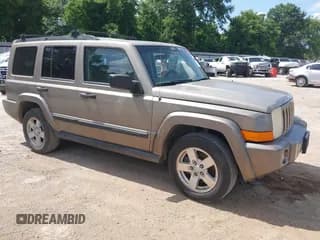 ✅ 2006 Jeep Commander • VIN: 1J8HH48N86C106683 • Lot: 42563082. Listed on IAAI with 235,200 mi. Free auction sales archive from the USA and detailed vehicle history report at DreamBid. Image 1.