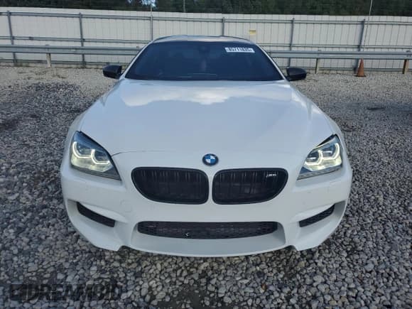 ✅ 2015 BMW M6 • VIN: WBS6C9C58FD467867 • Lot: 85711835. Wystawiony na Copart z przebiegiem 99 098 mil. Bezpłatny archiwum sprzedaży aukcyjnych z USA i szczegółowy raport historii pojazdu na DreamBid. Zdjęcie 5.