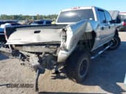 ✅ 2006 Chevrolet Silverado 2500HD LT1 • VIN: 1GCHK23236F107510 • Лот: 43625991. Опубликован ранее на IAAI с пробегом 420 541 миль. Бесплатный доступ к архиву аукционных продаж из США и подробный отчёт об истории автомобиля на DreamBid. Изображение 6.