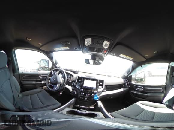 ✅ 2025 Ram 1500 Big Horn • VIN: 1C6SRFMPXSN657247 • Лот: 42718608. Опубликован ранее на IAAI с пробегом 5 190 миль. Бесплатный доступ к архиву аукционных продаж из США и подробный отчёт об истории автомобиля на DreamBid. Изображение 18.