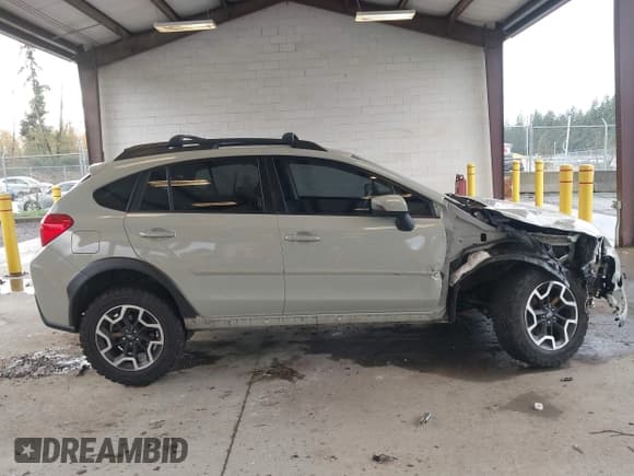 ✅ 2017 Subaru Crosstrek Limited • VIN: JF2GPALC8HH206557 • Lot: 43642677. Listed on IAAI with 89,518 mi. Free auction sales archive from the USA and detailed vehicle history report at DreamBid. Image 14.