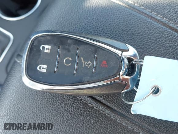 ✅ 2023 Chevrolet Traverse LT Cloth • VIN: 1GNEVGKW2PJ124025 • Lot: 43327558. Wystawiony na IAAI z przebiegiem 37 031 mil. Bezpłatny archiwum sprzedaży aukcyjnych z USA i szczegółowy raport historii pojazdu na DreamBid. Zdjęcie 11.