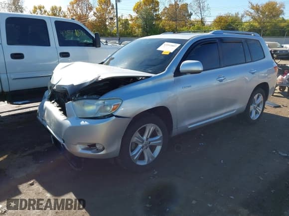 ✅ 2010 Toyota Highlander Limited • VIN: 5TDDK3EH6AS006539 • Lot: 43593807. Listed on IAAI with 193,492 mi. Free auction sales archive from the USA and detailed vehicle history report at DreamBid. Image 2.