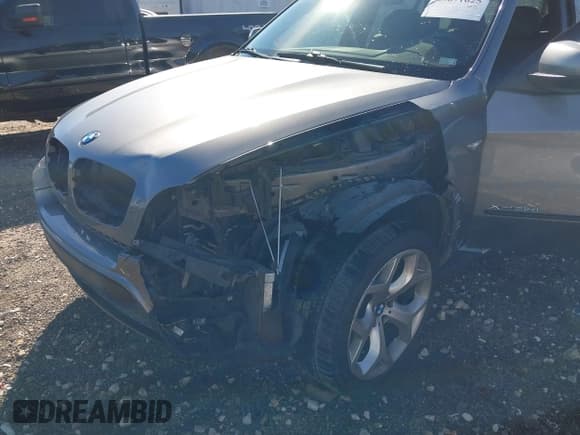 ✅ 2012 BMW X5 35d • VIN: 5UXZW0C59CL663582 • Lot: 43671625. Listed on IAAI with 193,230 mi. Free auction sales archive from the USA and detailed vehicle history report at DreamBid. Image 6.