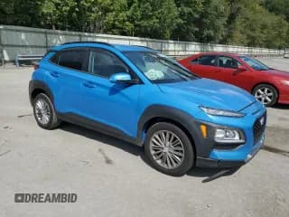 ✅ 2021 Hyundai Kona SEL Plus • VIN: KM8K6CAA4MU628752 • Лот: 69837694. Опубликован ранее на Copart с пробегом 33 053 миль. Бесплатный доступ к архиву аукционных продаж из США и подробный отчёт об истории автомобиля на DreamBid. Изображение 4.